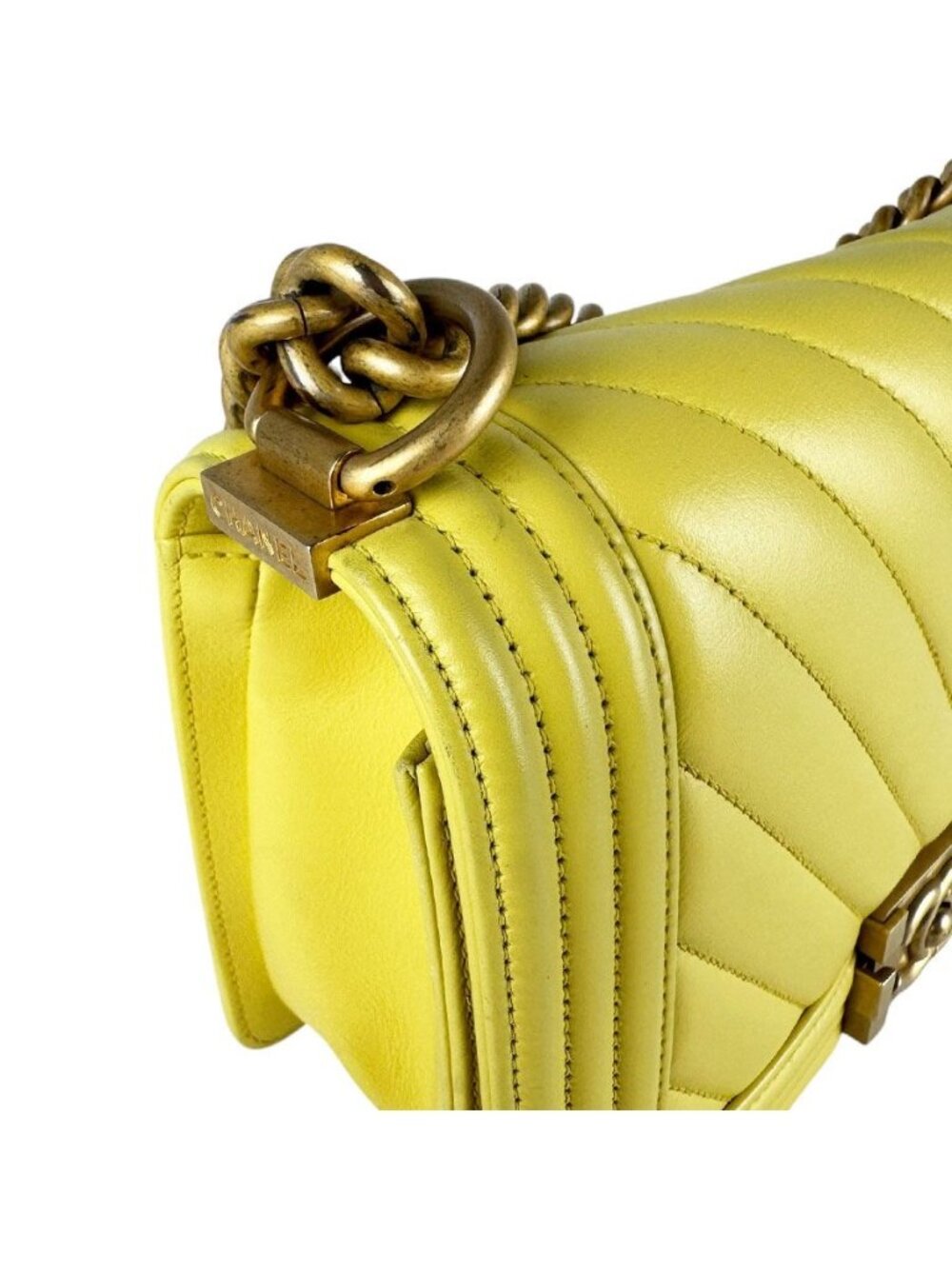 Chanel Shoulder Bag - Picture 7 of 13